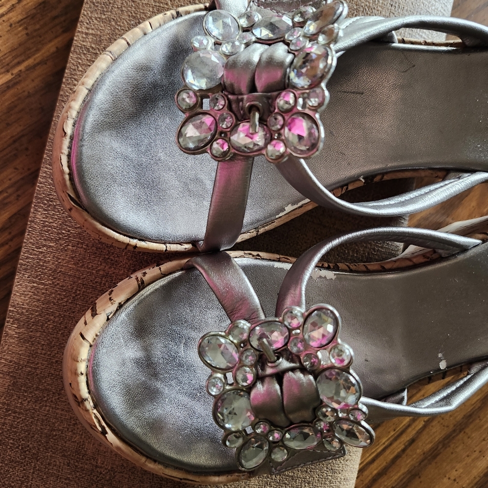 Yellow Box Silver/Pewter Sandals - Picture 5 of 7